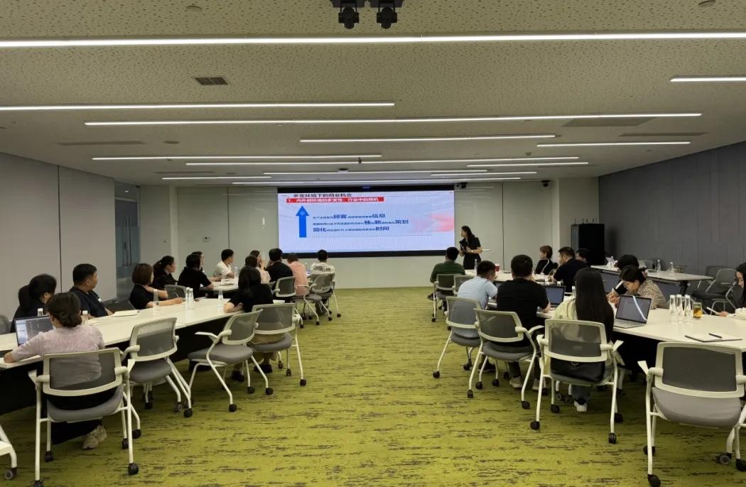 卓尚服飾丨解鎖供應(yīng)鏈新思維，共啟成長(zhǎng)與未來(lái)新篇