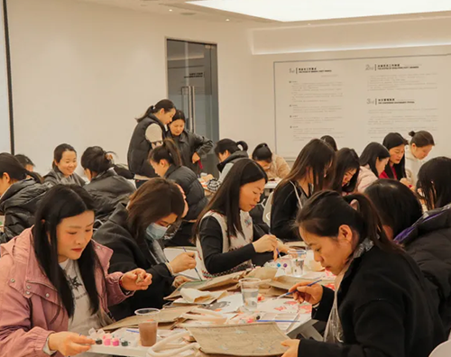 婦女節(jié) | 愿所有女性都做飛鳥(niǎo)